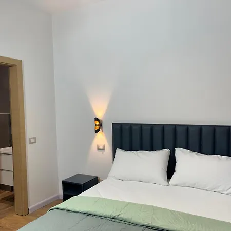 Era 36 * Durrës